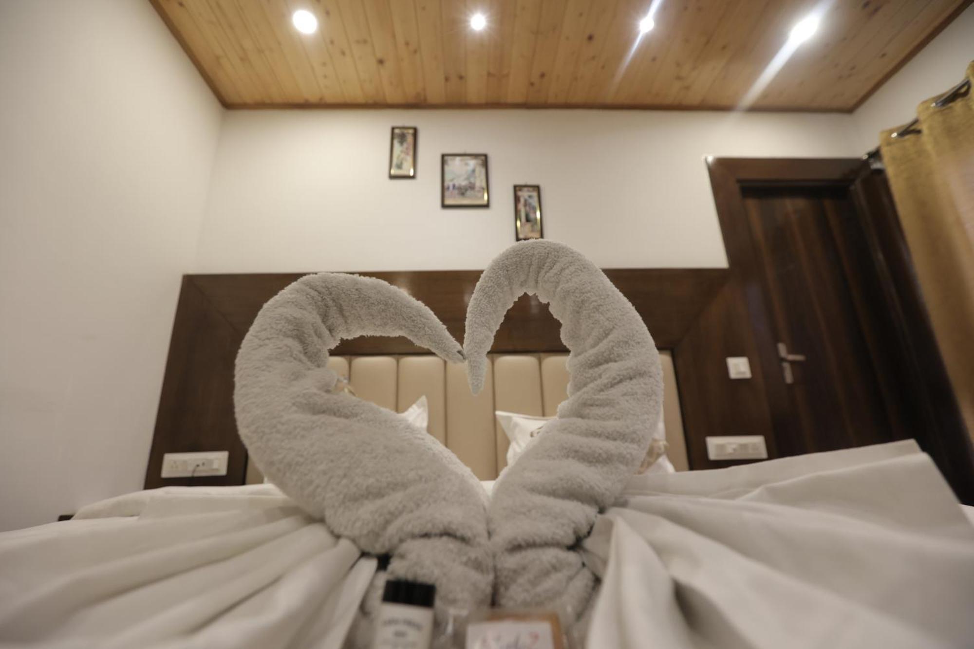 Studioz Paradise Hills Mussoorie Exterior photo