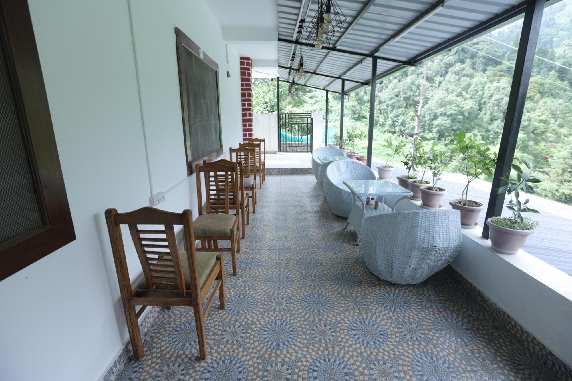Studioz Paradise Hills Mussoorie Exterior photo